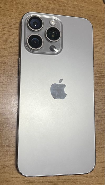 iPhone 15 Pro Max 256Gb Titanium