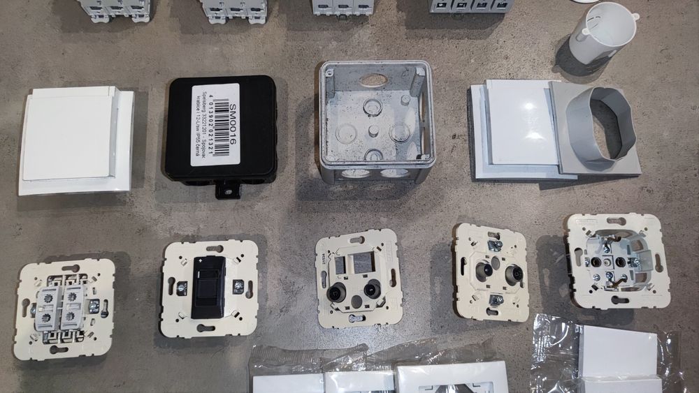 Material Elétrico_ Tomada, Disjuntor, Diferencial Trifásicos_ Outros