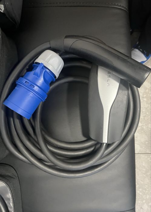 Неробочі зарядки TESLA Mobile Connector gen 2 32A т ( на 7 кВт) та gen 1 40А (на 9 кВт) | ОРИГІНАЛ