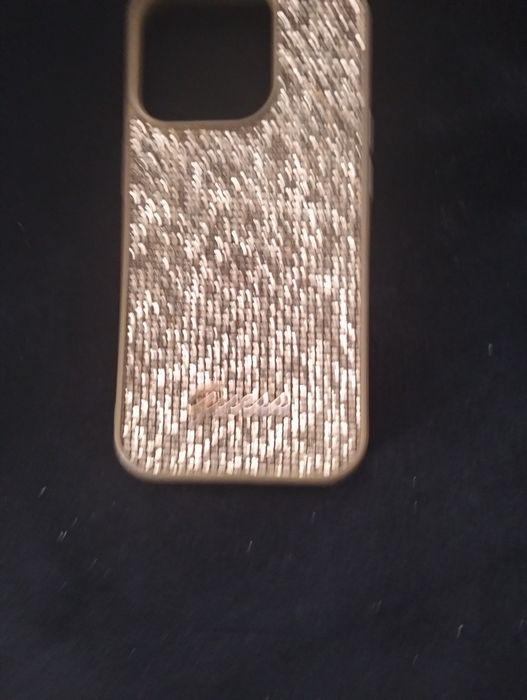 Sprzedam case iPhone'a 15 guessa