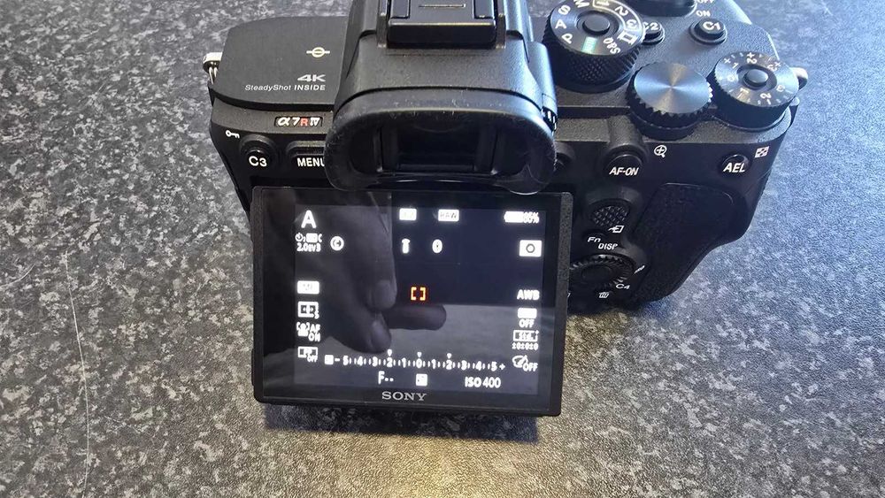 Sony A7R IV - 2 Baterias, 20100 clicks