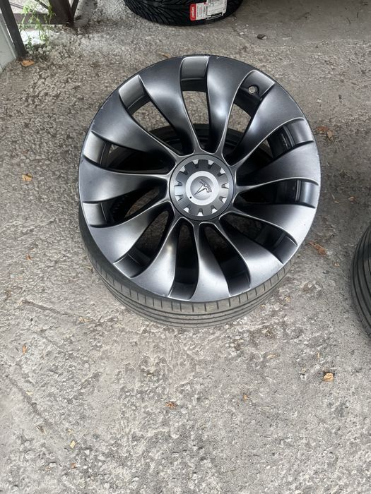 Диски r20 Tesla 5*114.3