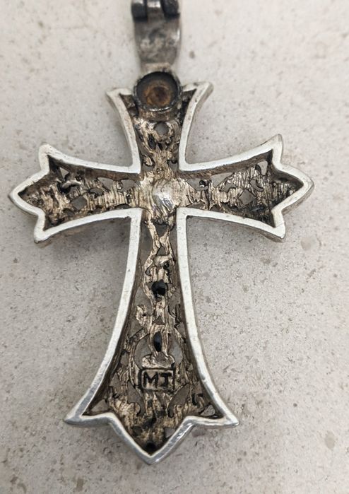 Antigo Grande Cruz pendente com ametistas marca MJ