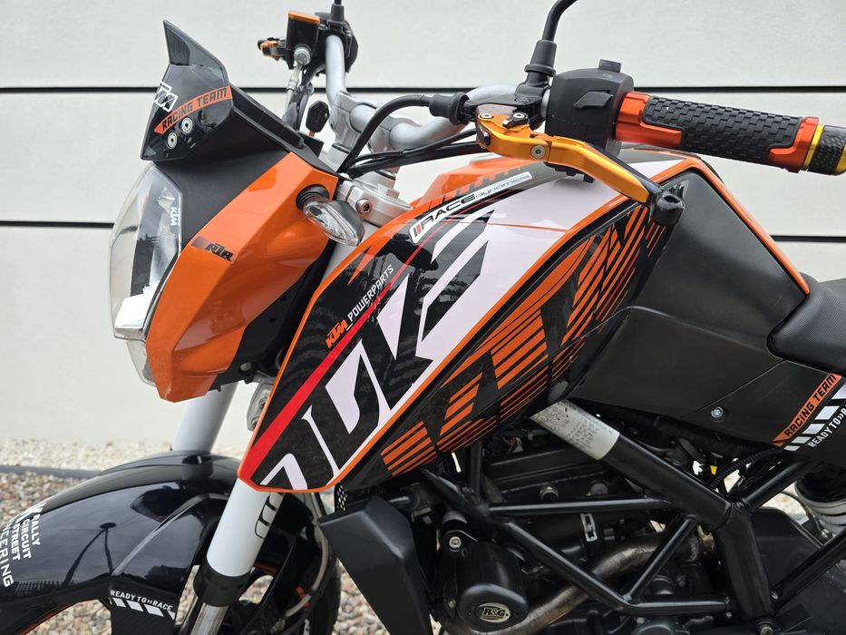 KTM Duke 125/Stan idealny/Niski przebieg