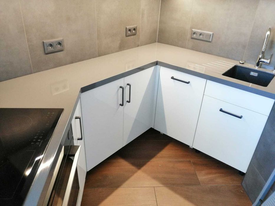 Renowacja wymiana  naprawa blaty corian , himacs ,staron ,