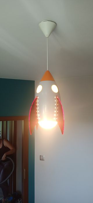 Lampa wisząca rakieta