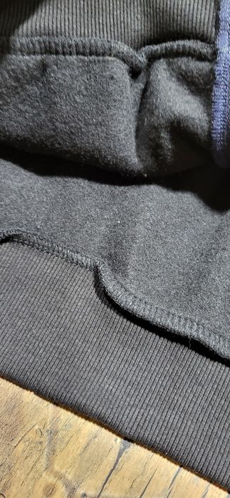 Czarna bluza męska zasuwana ocieplana kaptur bawełna logo Th L