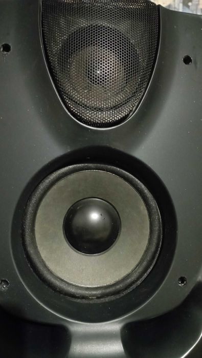 Акустика двухполосная колонки PHILLIPS FB330