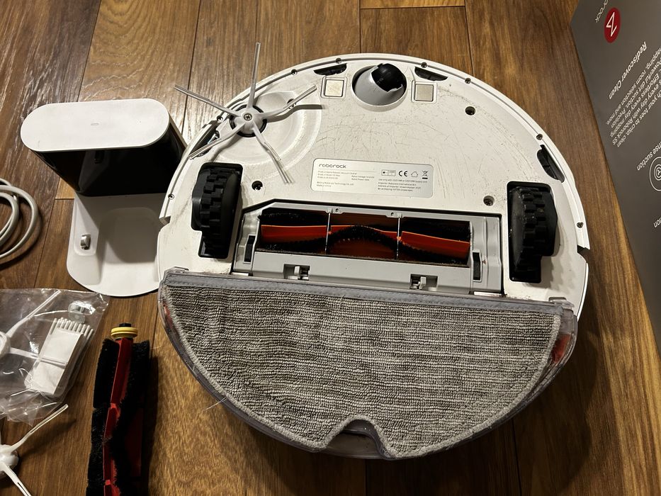 Sprzedam odkurzacz roborock S5max