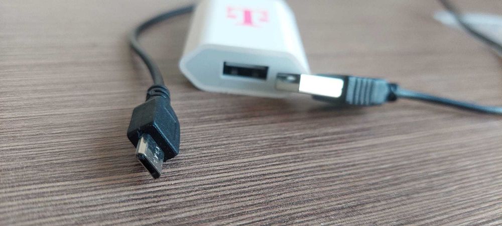 Nowa Ładowarka sieciowa Micro-USB