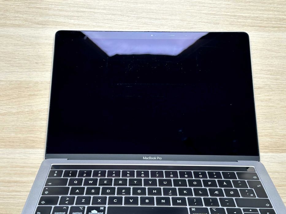 Topcase z ekranem do MacBook Pro 13" A2159 (2019) – Sprawny