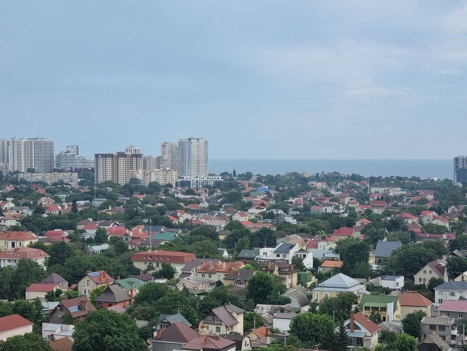 Просторная трёхкомнатная в Альтаире.