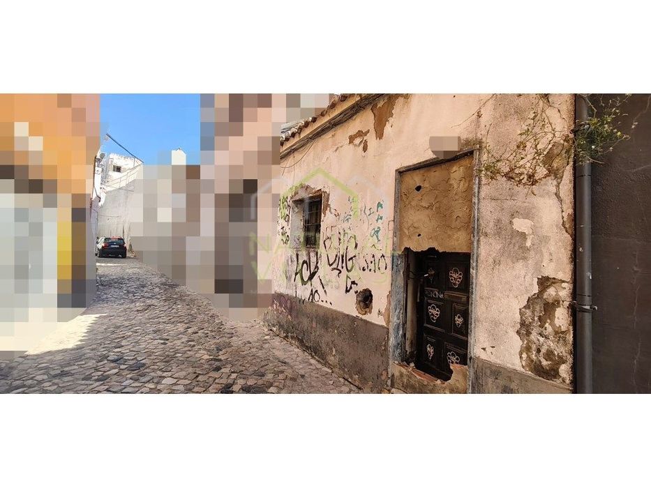 Casa Antiga na Baixa de Faro, Algarve