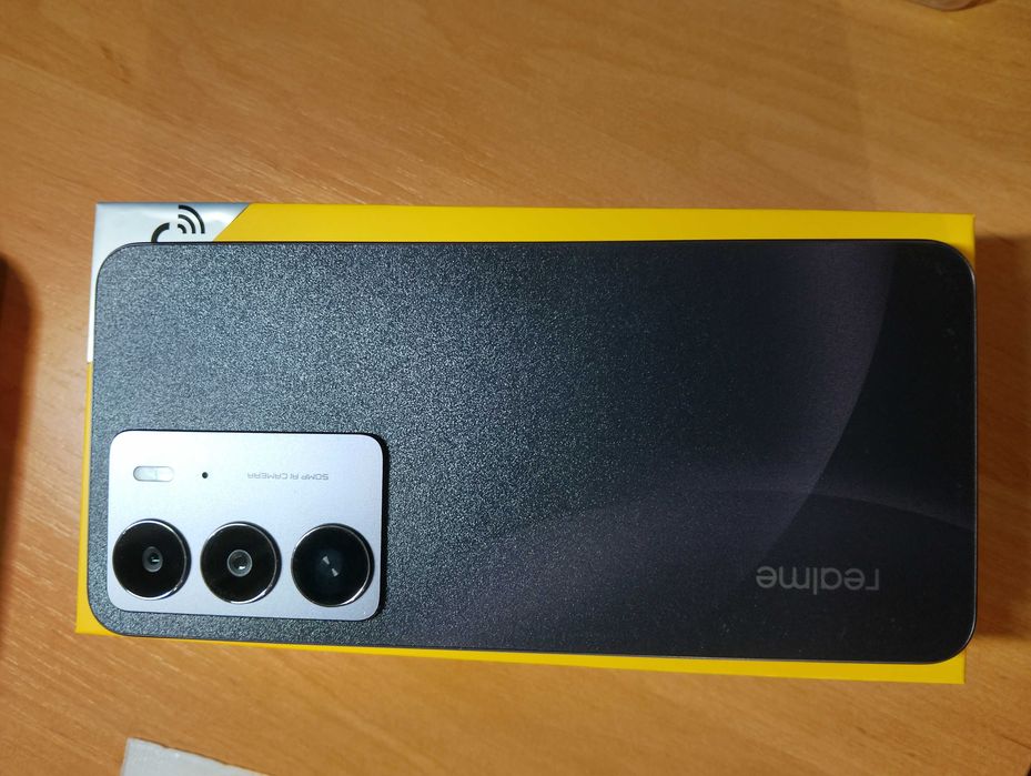 Проти ударний Realme C75 + волого захист 8/256