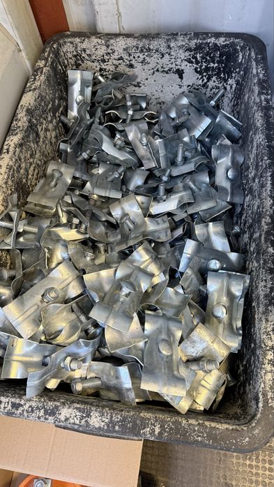 Klamra stalowa ocynk uchwyt do skrecania przenosnego tymczasowego