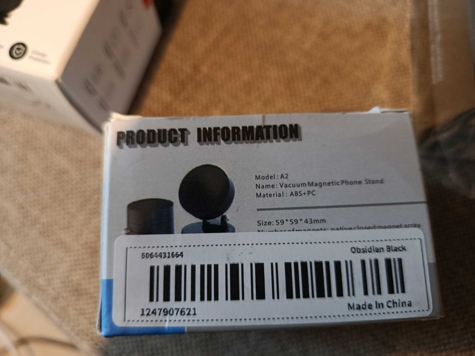 Magnetyczny uchwyt na telefon