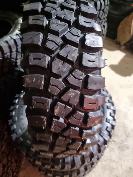 Opony Terenowe 235/70R16 Dakar Wzór Bfgoodrich Mud-Terrain KM3