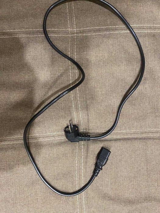 Кабель для живлення пк