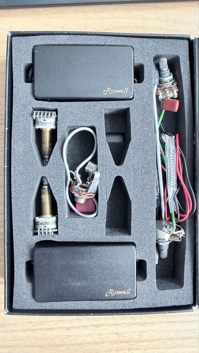 Pickups Seymour Duncan e Roswell e Fender