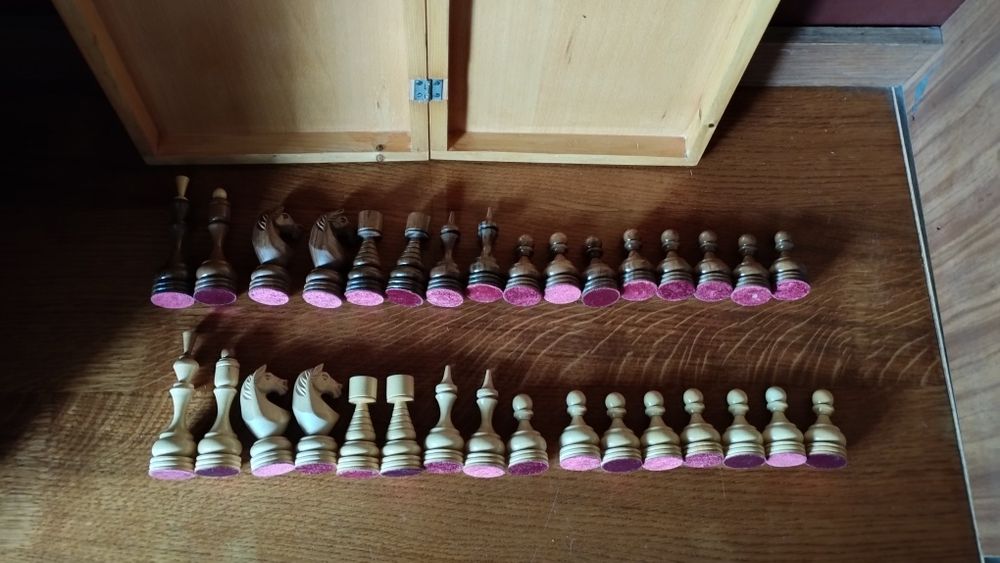 Шахи дерев'яні ручної роботи 45-45см