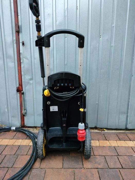 Sprzedam profesjonalną myjkę Karcher HD9/20-4M