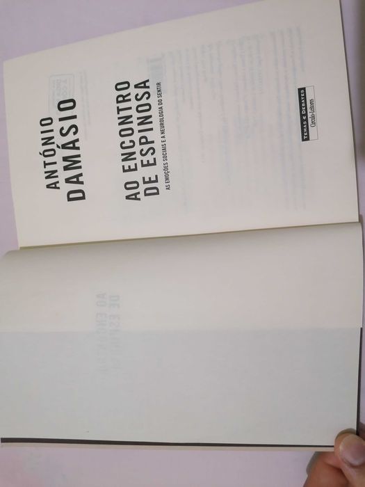 Ao encontro de Espinosa, António Damásio, Cir. Leitores 1ª edição 2012