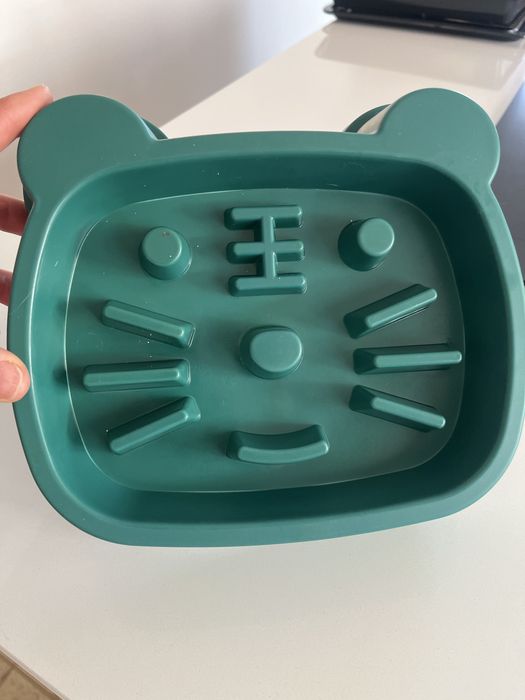 Taça de alimentaçao animal para comer mais lentamente