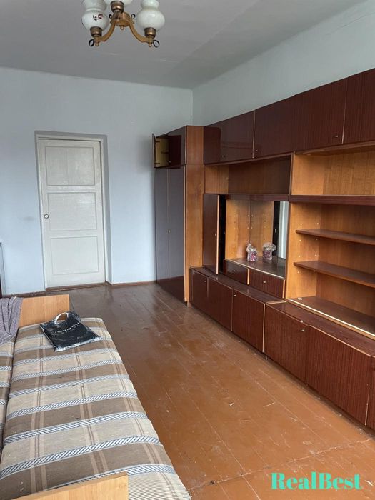 Продаж / Квартира / Заводська, Оженін