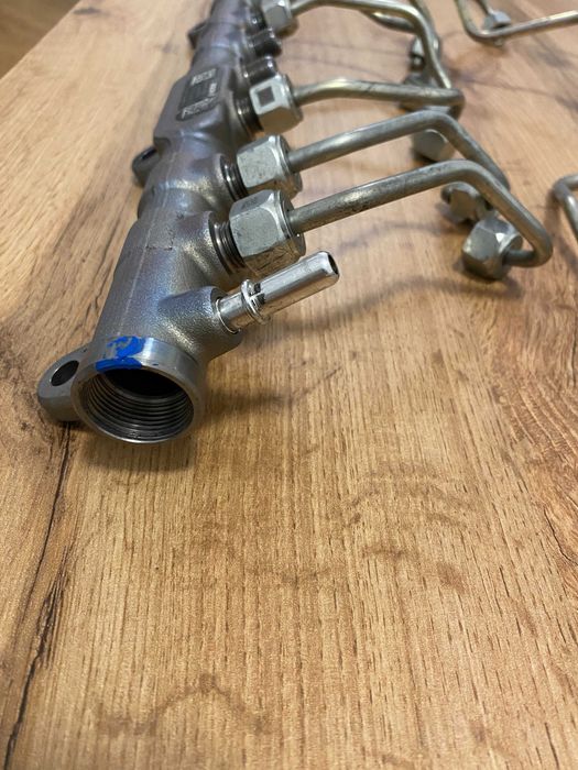 Listwa wtryskowa BMW G11 G12 BOSCH