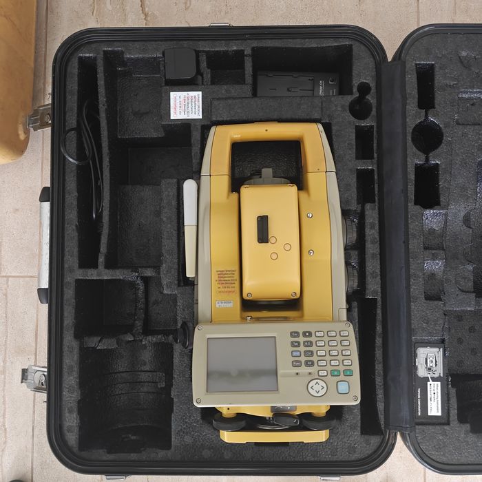 Tachimetr zrobotyzowany TOPCON GTS-905A