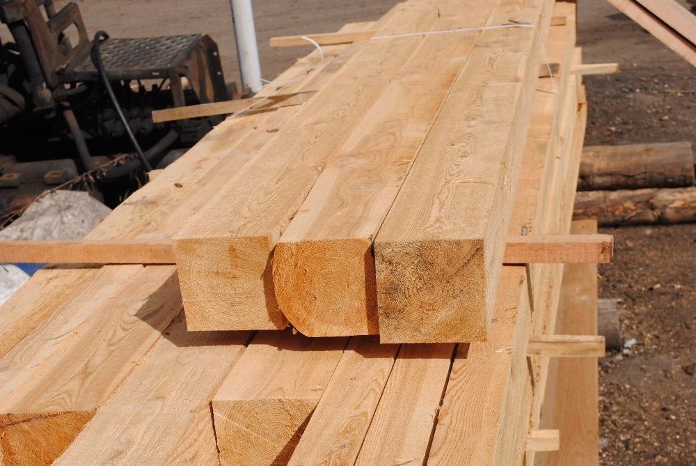 wieźba dachowa tarcica iglasta cięta pod zamówienie