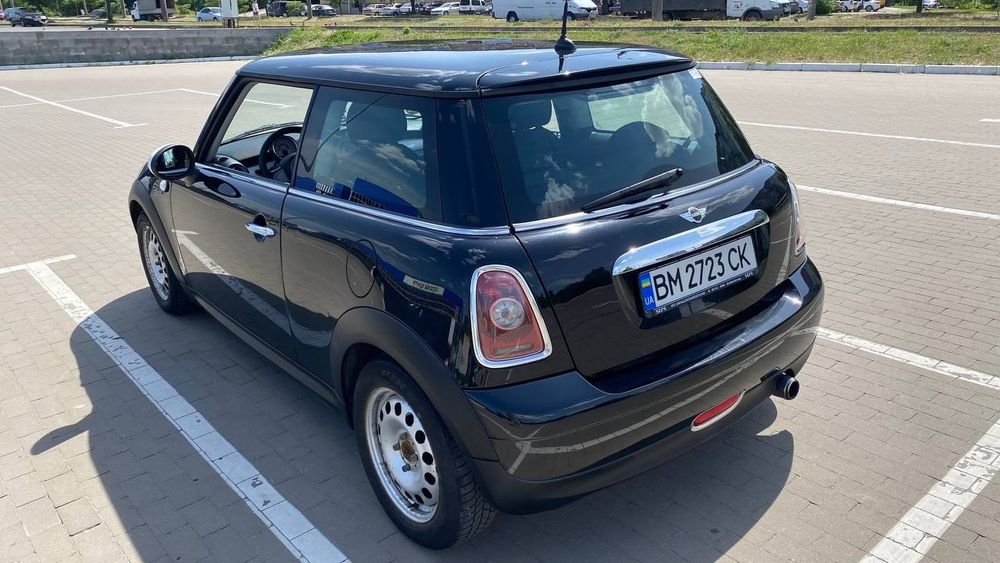 Mini Cooper One 2009