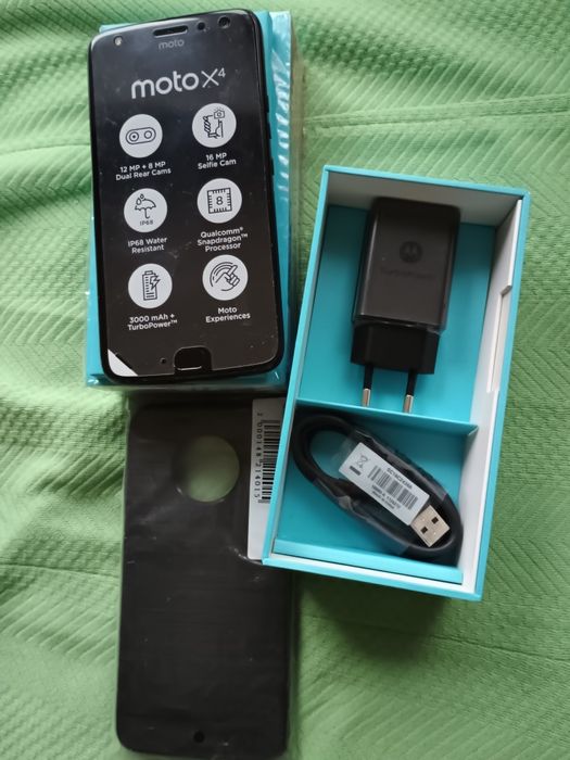 Motorola  Moto x 4, 4/64, NFC, Ip68