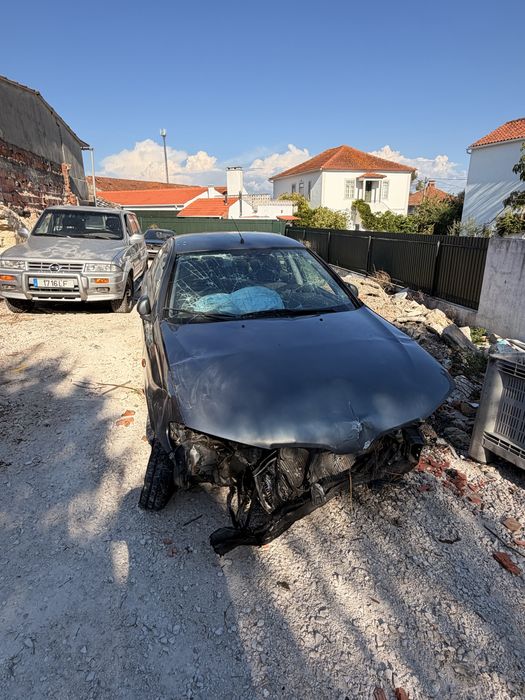 Nissan almera 1.5 dci 2003 — photo 2