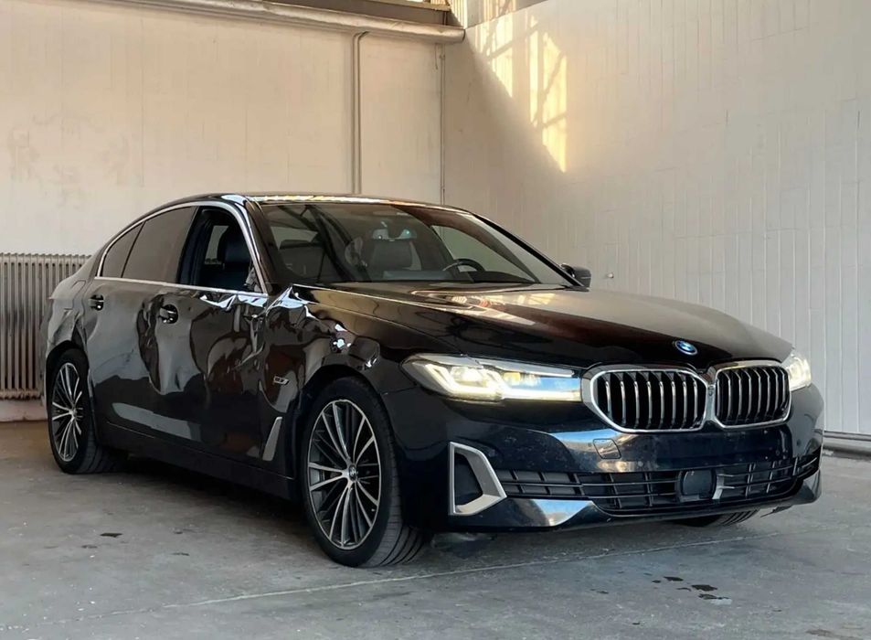 Бампер , фари BMW G30 LCI рестайлінг разборка