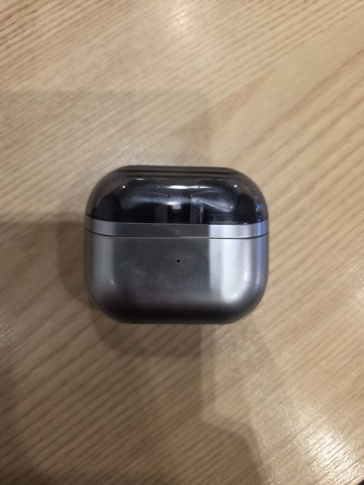Продам навушники Samsung Galaxy buds 3 pro