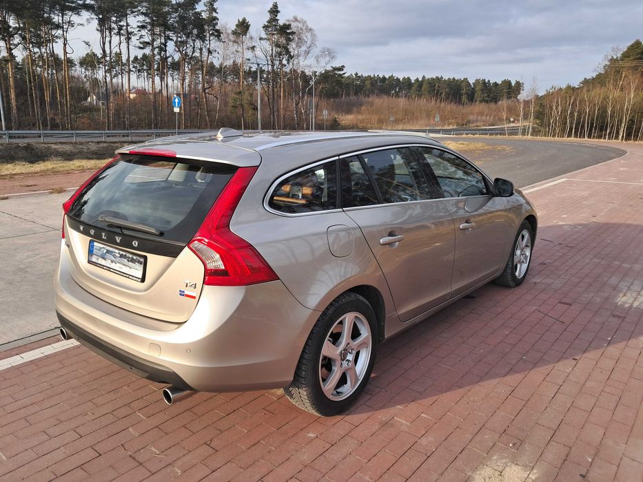 Volvo V60 T4 Momentum