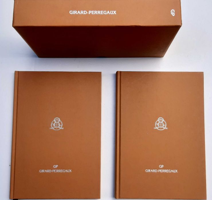 Conjunto 2 Livros Catálogo Girard-Perregaux