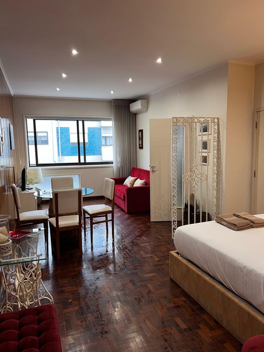 Arrenda-se apartamento T1- Porto