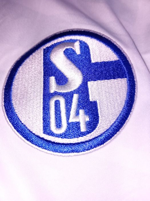 Футбольна форма Shalke 04