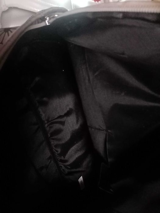 Рюкзаки жіночі різні