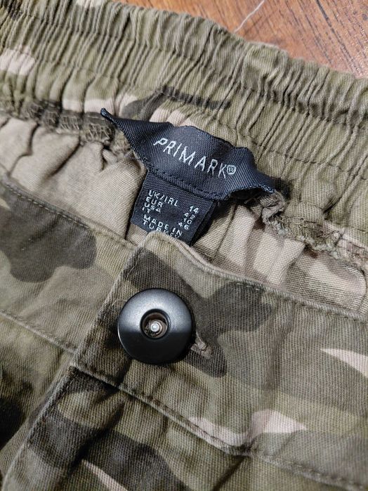 Spodnie moro zielone PRIMARK EUR 42