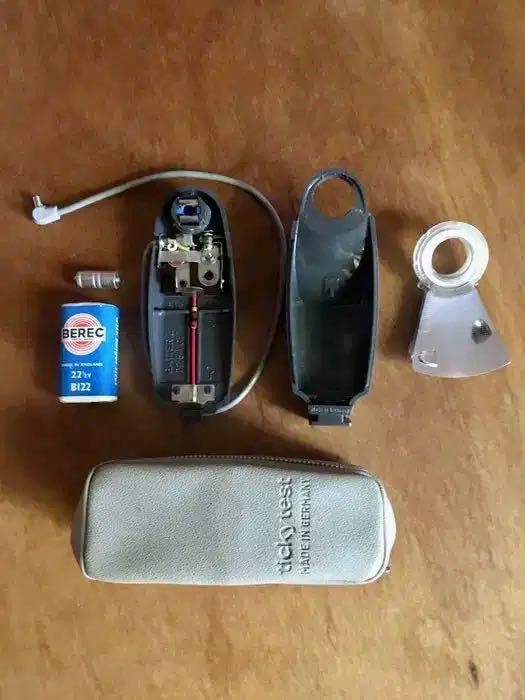 TICKITEST - FLASH contact 1/25 1/30 s - made in Germany - anos 60