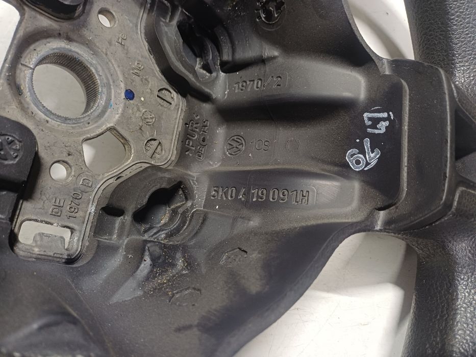 Kierownica vw touran I lift 10-15r