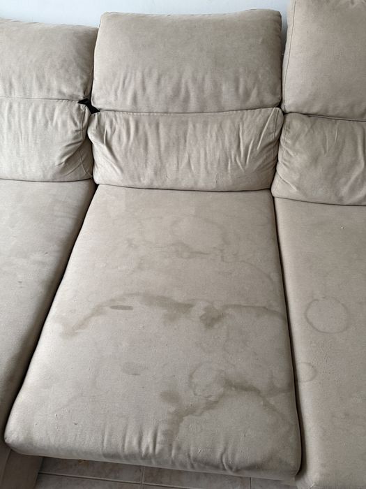 Sofá bege chaise longe