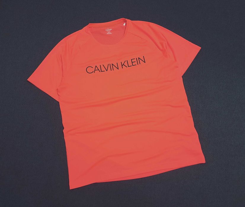 Футболка Calvin Klein