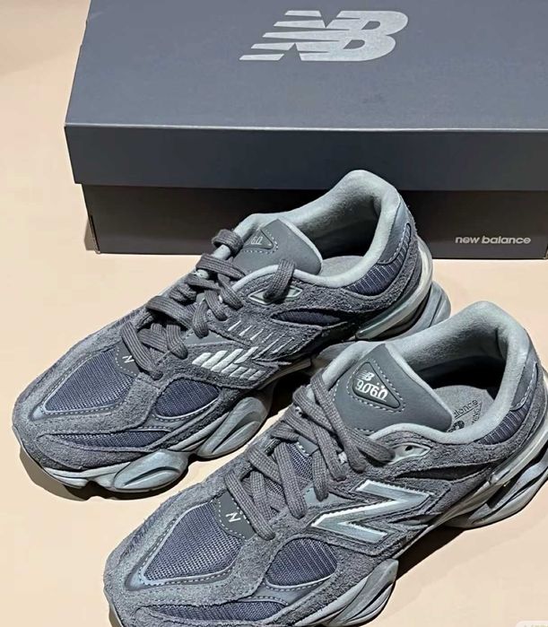 New Balance_9060 ciemnoszary R.38
