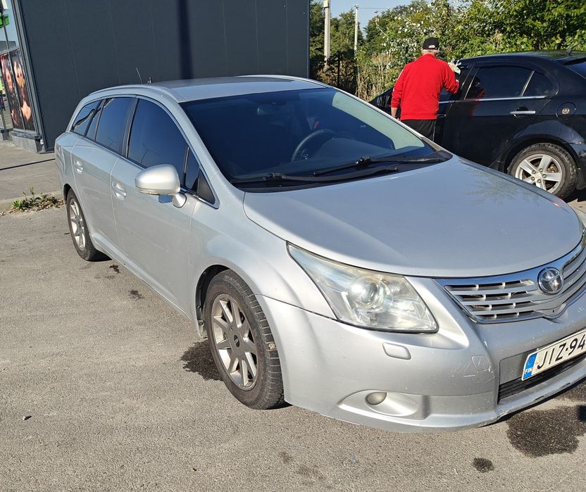 Toyota Avensis T27 універсал 2.2 D-4D  автомат, 2010