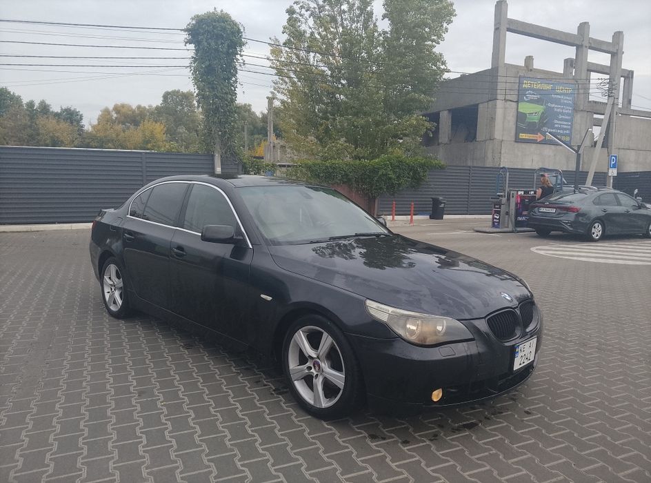продам Бмв е60 525