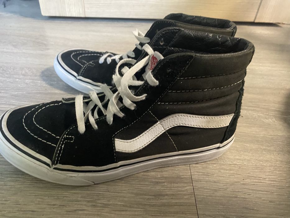 Vans Sk8-Hi Shoe Black White 39 розмір